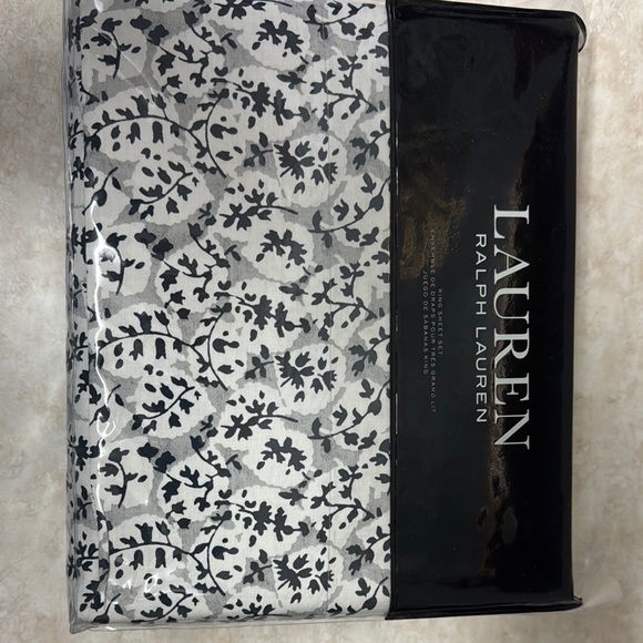 Lauren Ralph Lauren Monochrome Floral Bedding Eva King Size